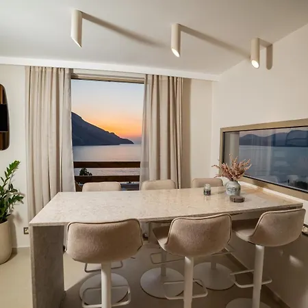 The Grande Grotta Luxury Masouri